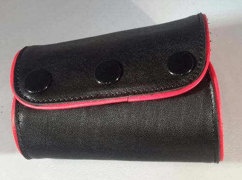 Soft Leather Gauntlet Piping (Red)